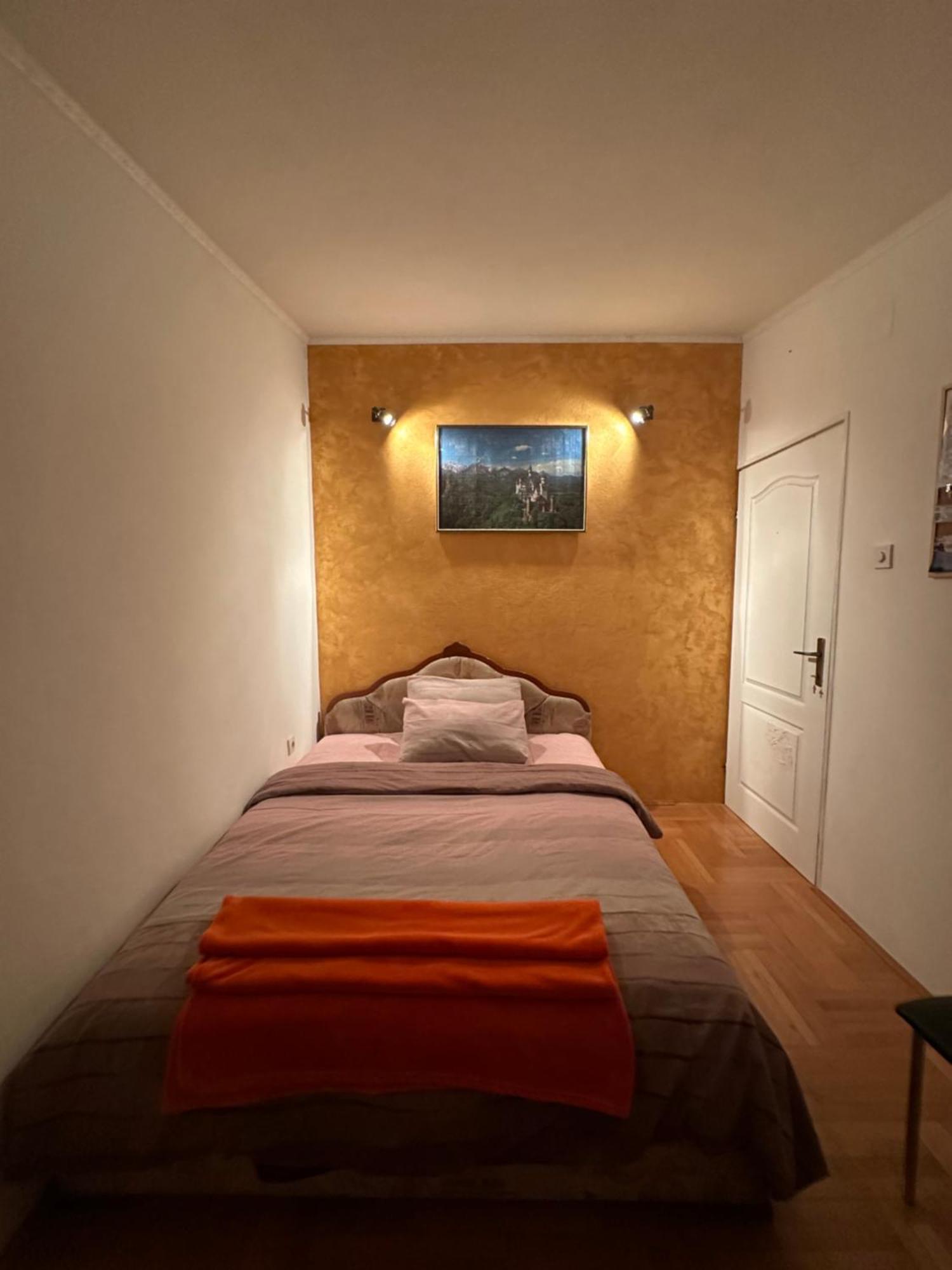 Anchor 23 Apartment Kotor